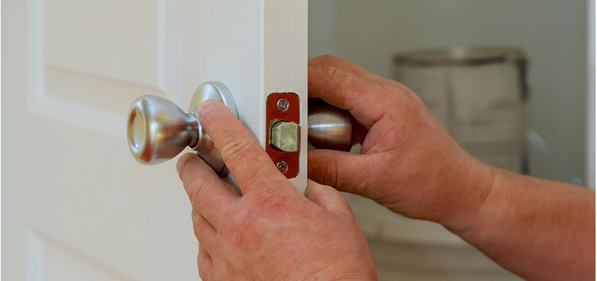 AAA Locksmiths For lock Replacement in Valle Vista, California